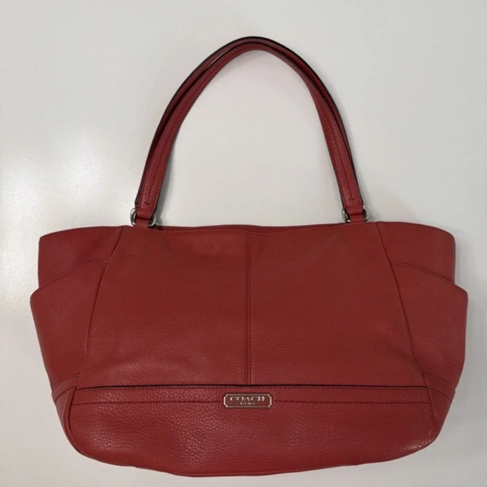Coach F23284 Pebbled Leather Hobo Shoulder Bag Coral Red Zip Top.    ‎   5171